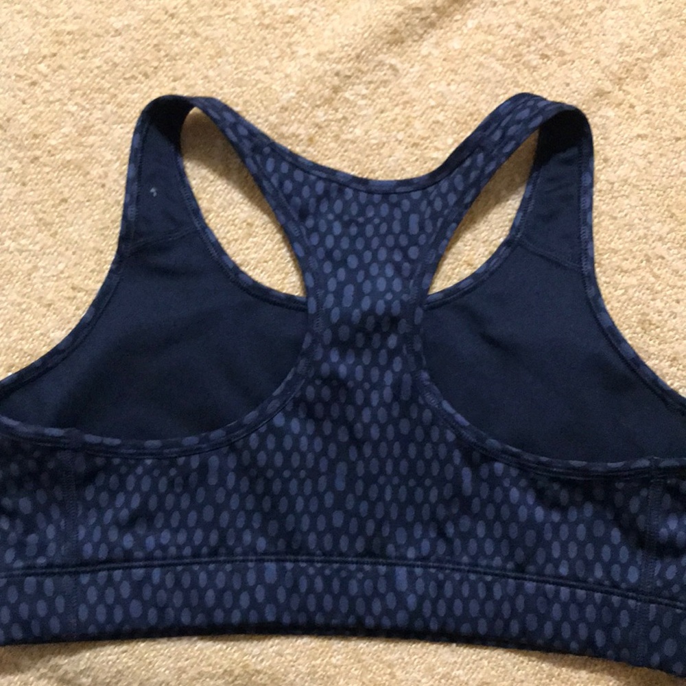 Sports bra - Picture 2 of 3